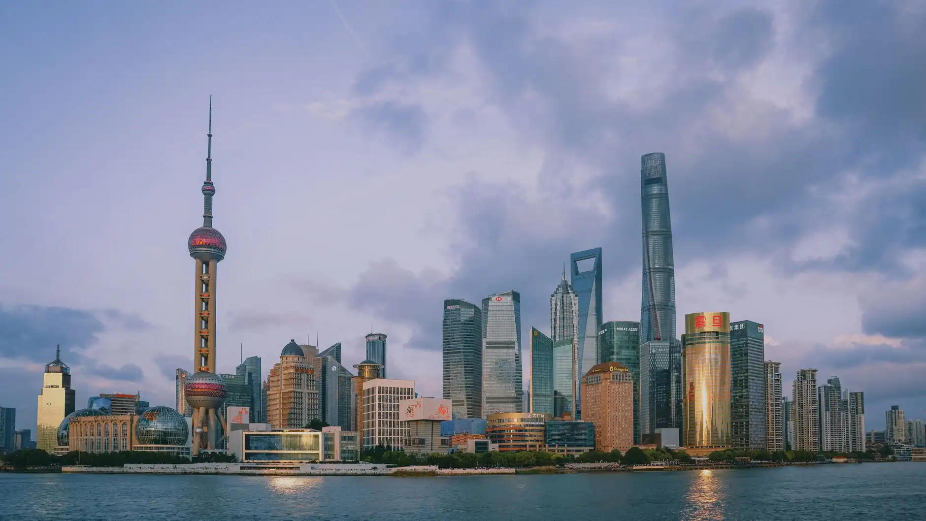 哈尔滨欧尔泰LED工矿灯在工厂厂房照明中的节能效果实测