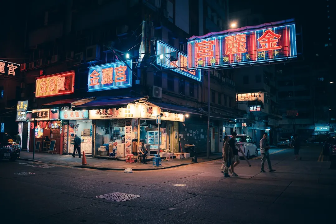 市政工程LED路灯与投光灯的配光设计及施工规范解读